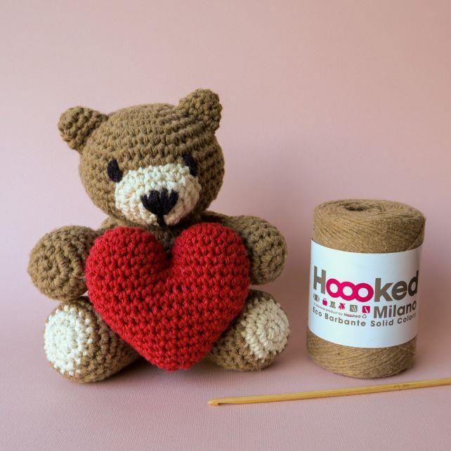 PAK281 Eco Barbante Milano Teak Cotton Teddy Bear Valentino Crochet Amigurumi Kit