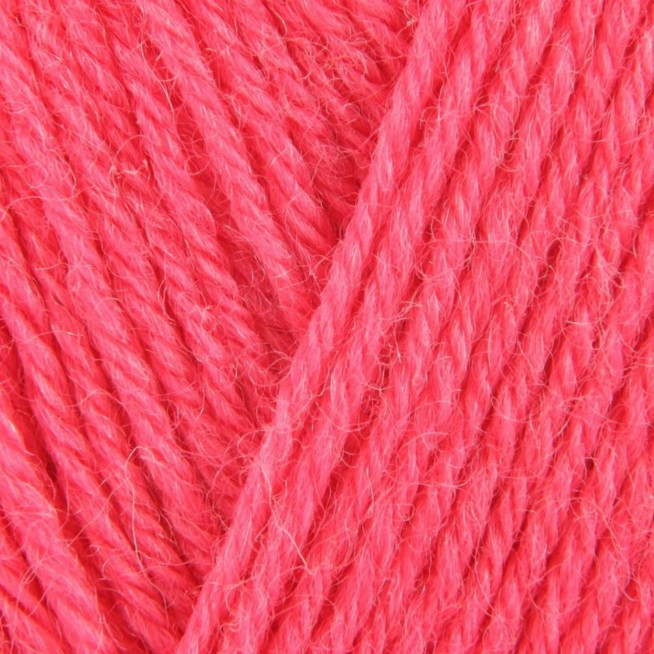 44858 Merino Blend 4Ply Cone Pink Yarn - 1800M, 500g