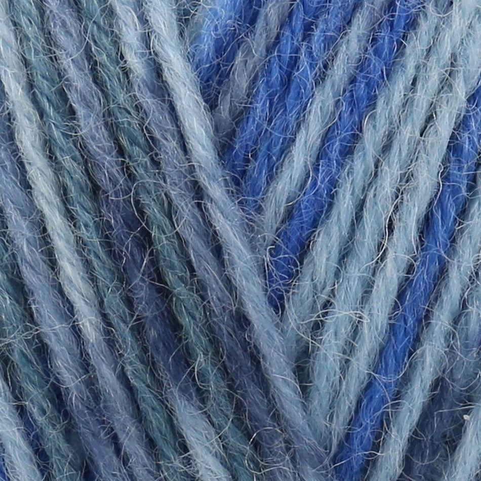 784816 Zig Zag 4Ply Bluebell Yarn - 420M, 100g