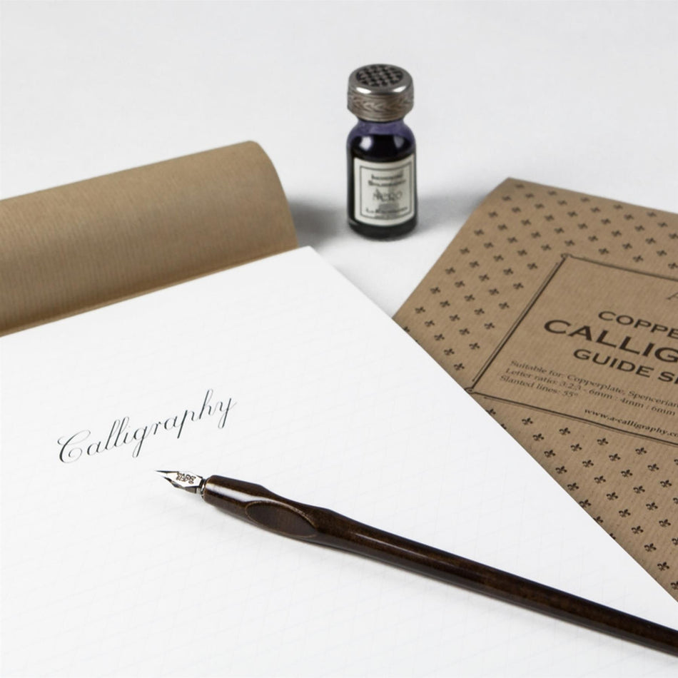 Portrait Copperplate, Spencerian and Modern Calligraphy Guide Sheets 3:2:3, 9: 6: 9mm - A4, 50 Sheets