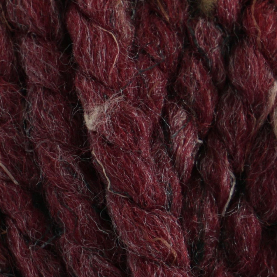 CS7 Rustic Mega Chunky Red Yarn - 100g