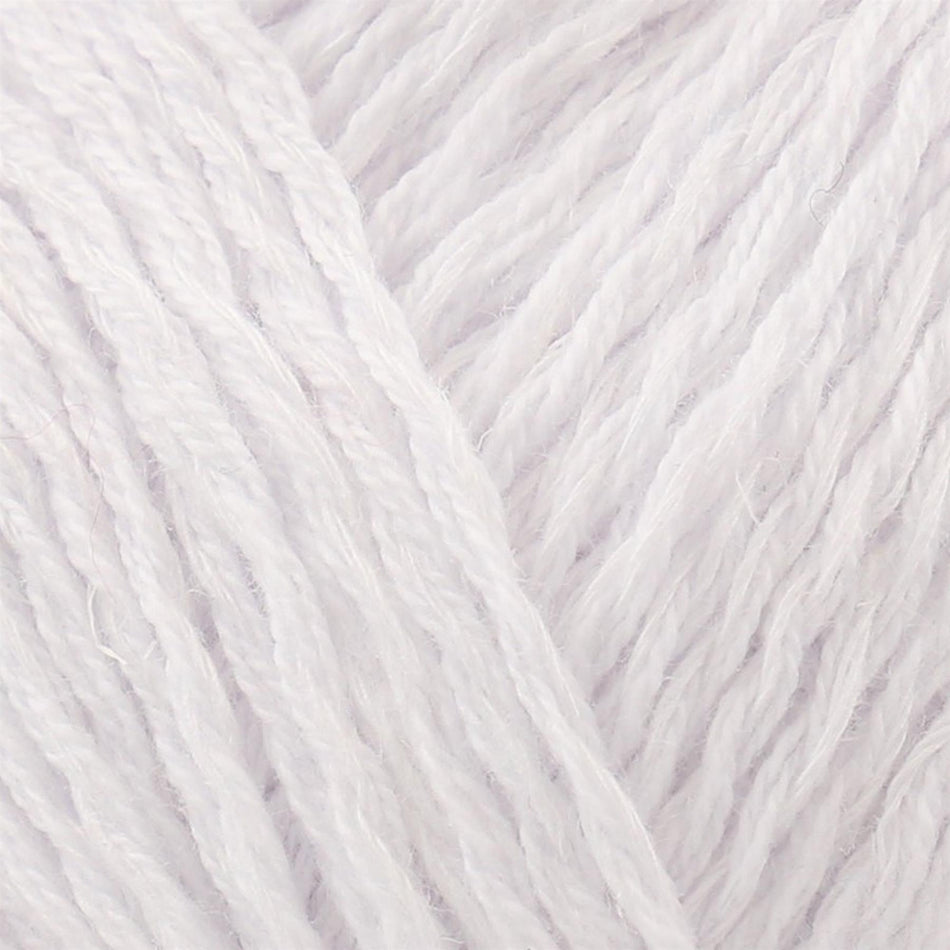 2335240 Linendale DK White Yarn - 120M, 50g