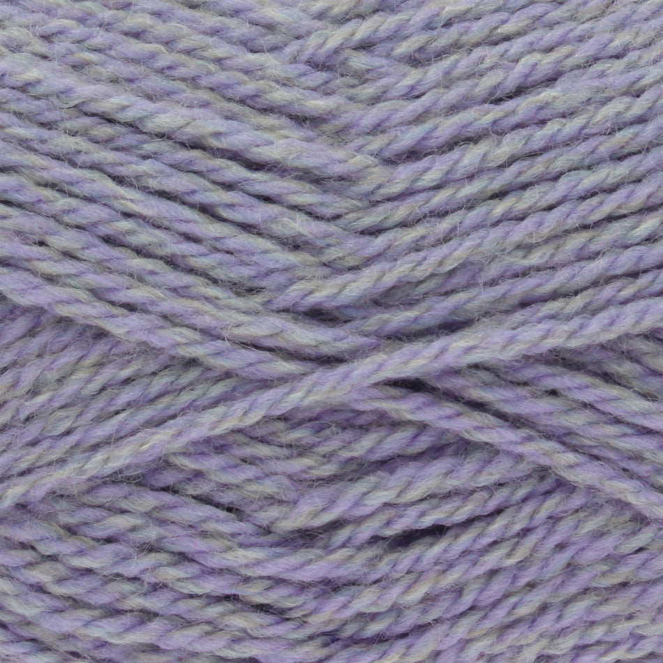 1834346 Big Value Poplar Chunky Sweet Lavender Yarn - 150M, 100g