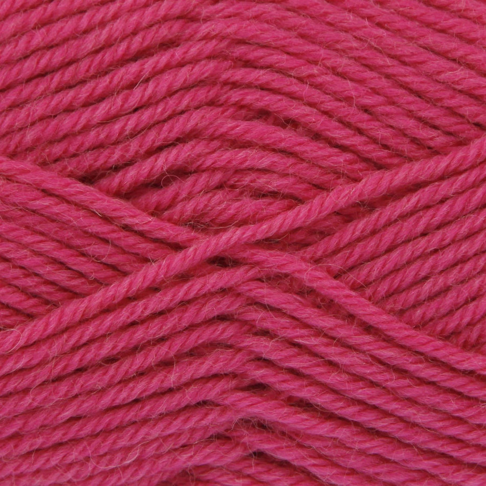 60907 Merino Blend DK Raspberry Yarn - 104M, 50g