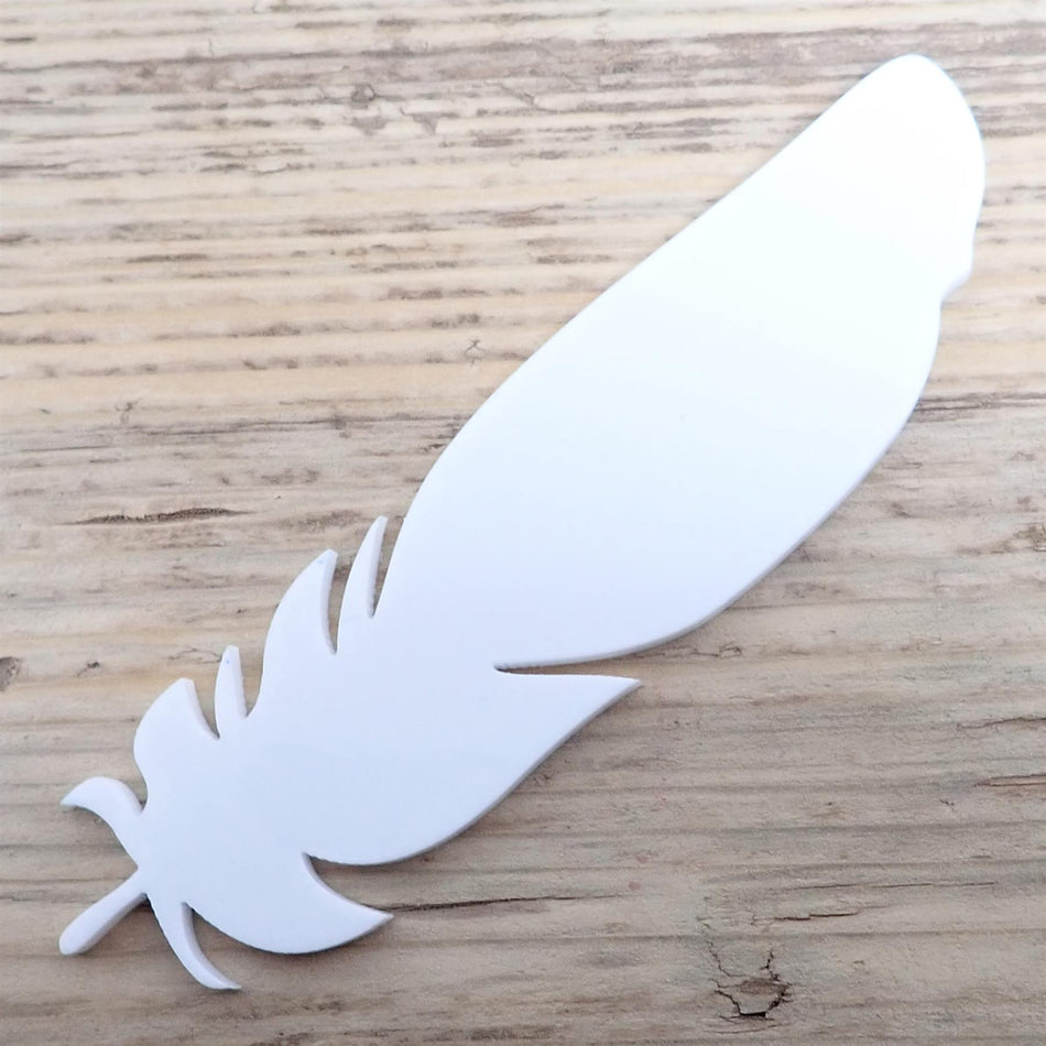 White Acrylic Feather Decorations, 100mm (Style 1) (Pack of 5)