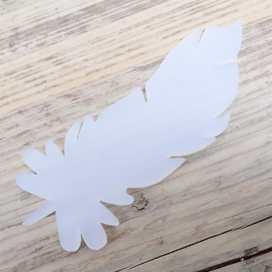 Polar White Cast Acrylic Feather Decorations, 100mm (Style 7) (Pack of 4)