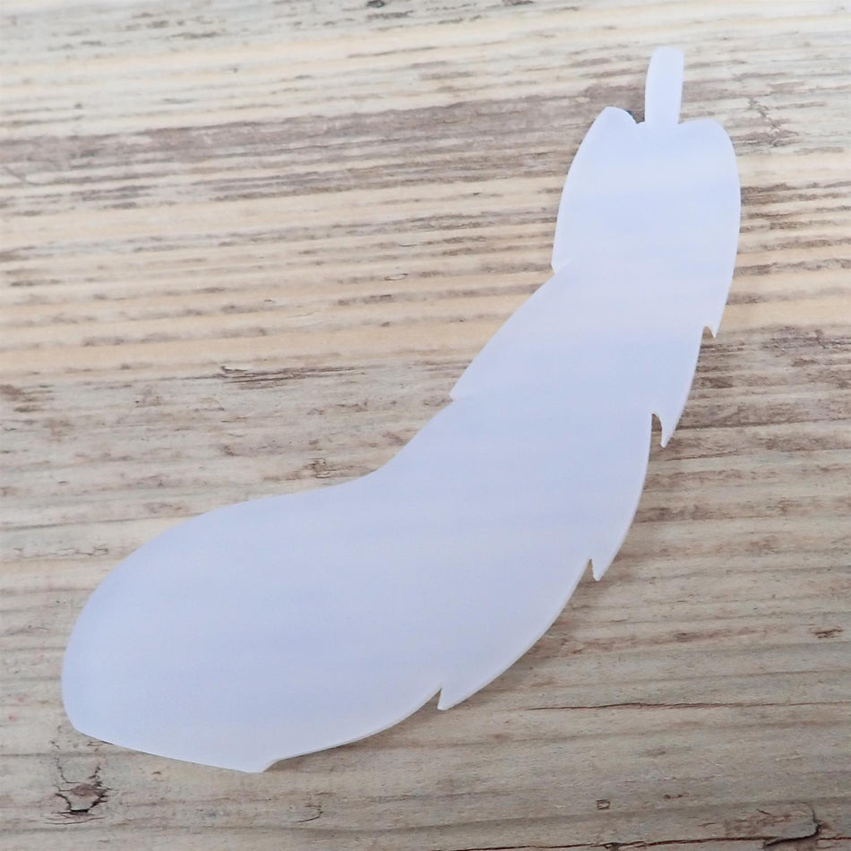 Polar White Cast Acrylic Feather Decorations, 100mm (Style 4) (Pack of 4)