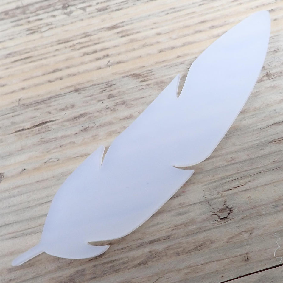 Polar White Cast Acrylic Feather Decorations, 100mm (Style 8) (Pack of 6)
