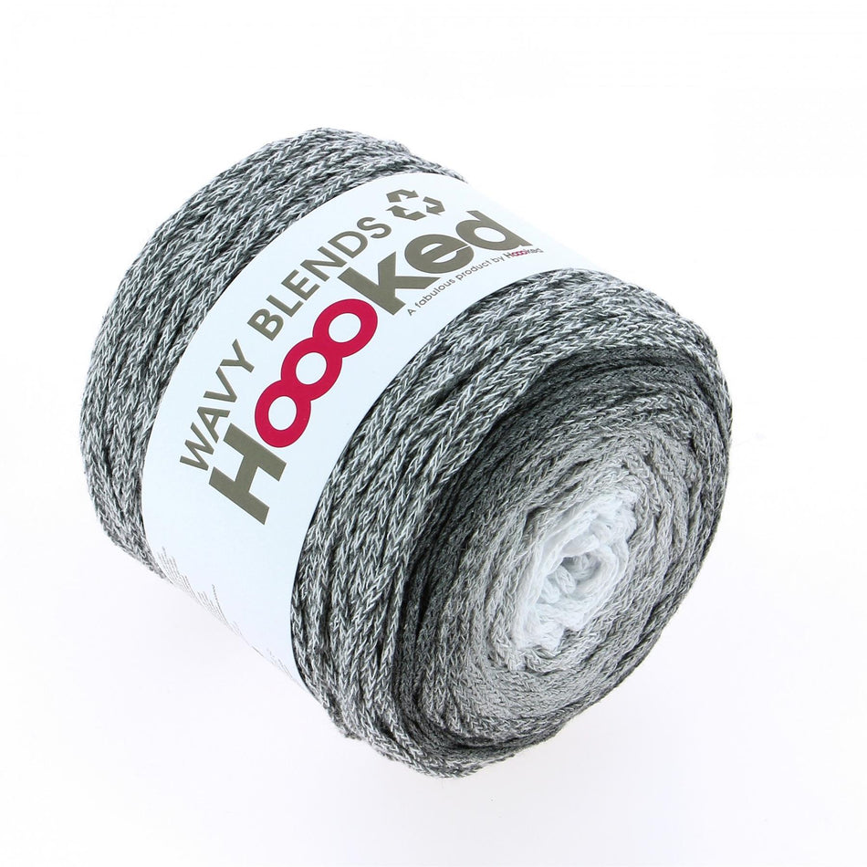 WB07 Wavy Blends Silver White Recycled Cotton Yarn - 260M, 250g